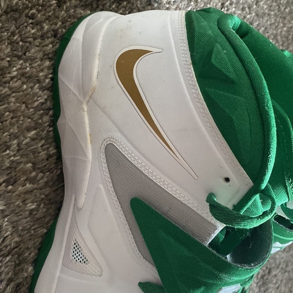 Lebron James Mens Shoes NIKE Basketball White Green Gold Irish 11.5 main image 12